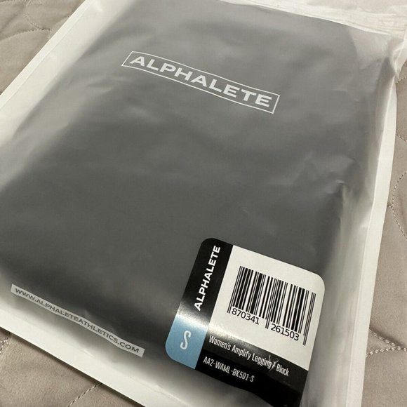 Alphalete Amplify Womens S Small Leggings BLACK Activewear Gym Scrunch NEW - Picture 6 of 8